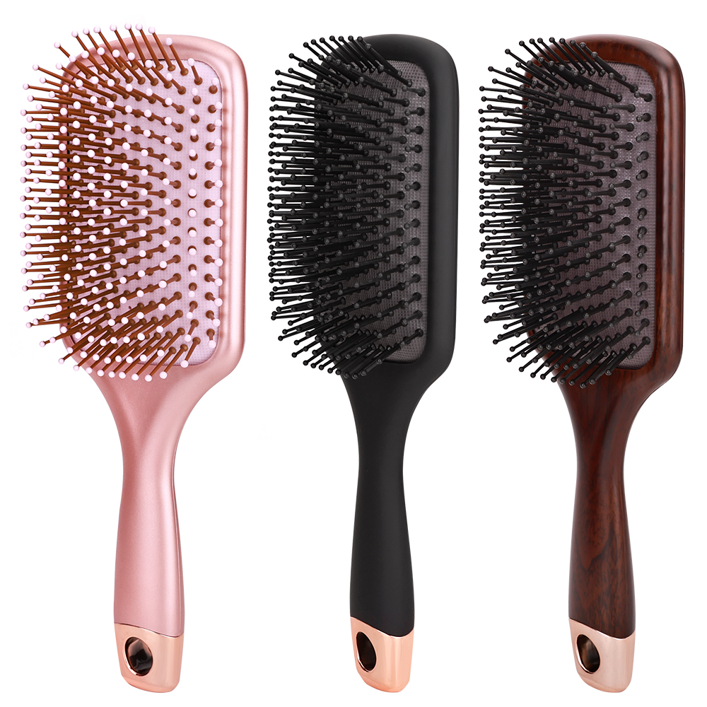 wet brush detangling hair